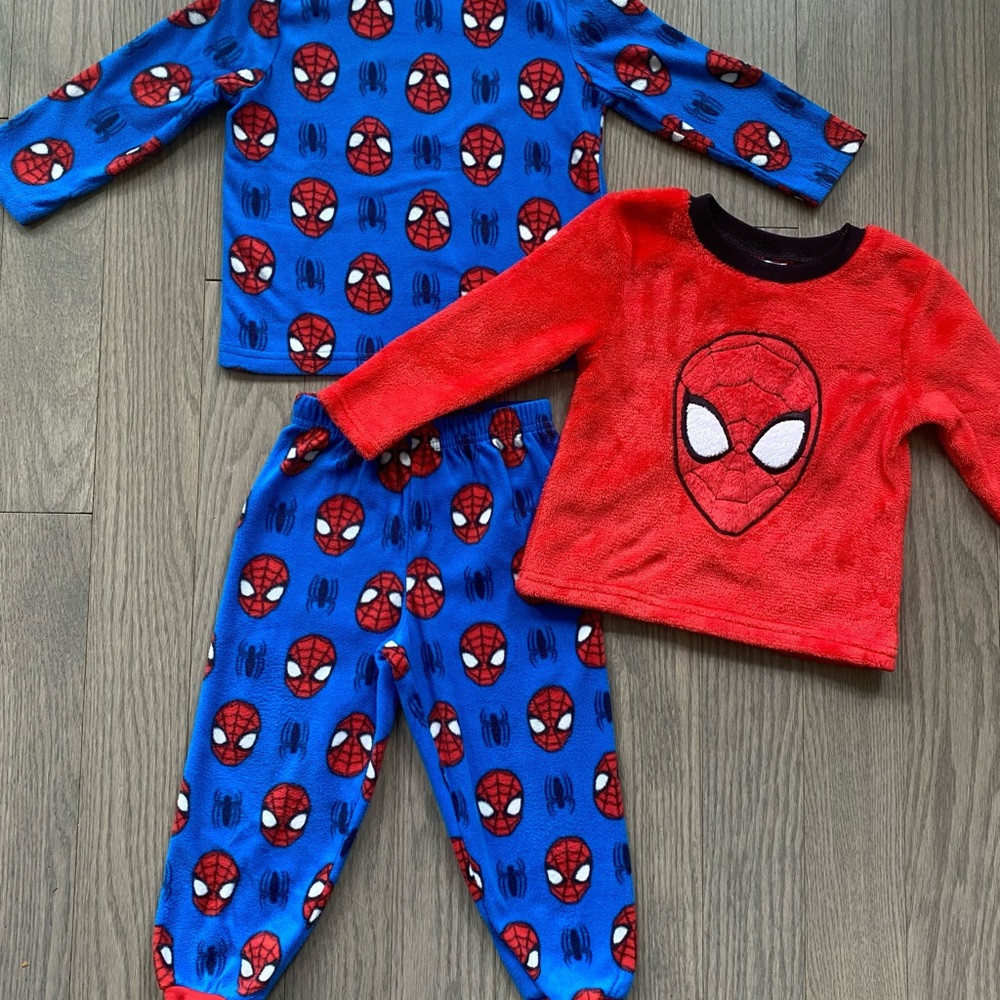 Jellyfish Kids x Marvel Spider-Man fleece pajamas set